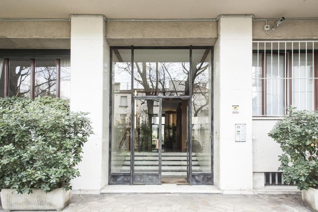 Charming Home Near Duomo Milano Dış mekan fotoğraf